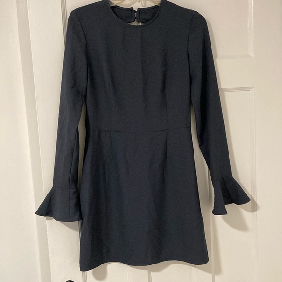 Leith Nordstrom bell sleeve dress size small - Picture 2 of 6
